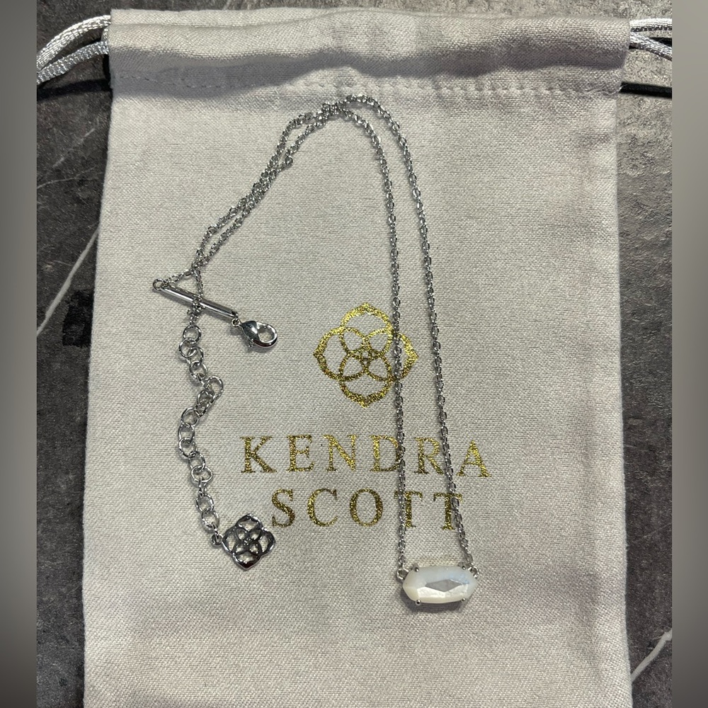 Kendra Scott necklace Ivory Pearl